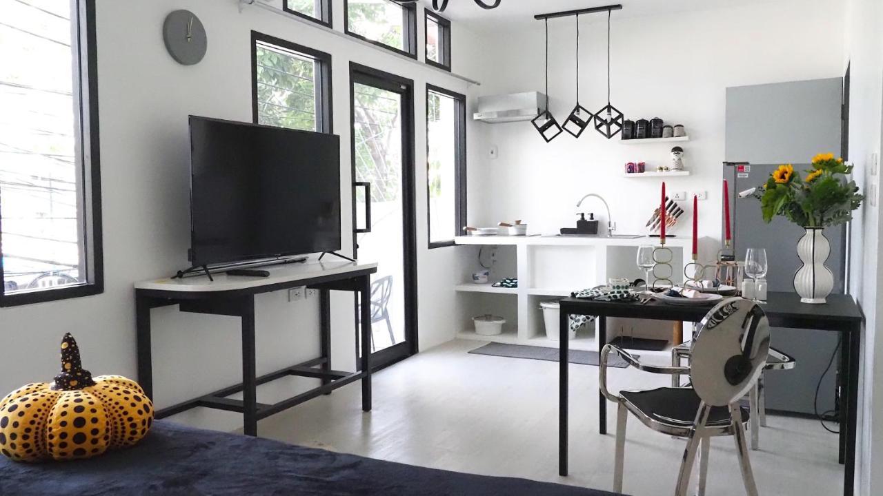 Kunst Apartment Bangkok Exterior photo